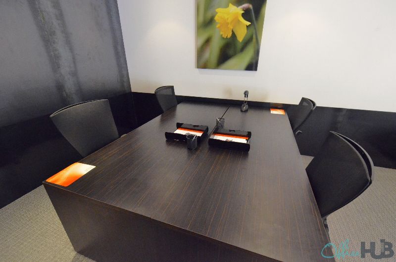 9 Person Coworking Desk