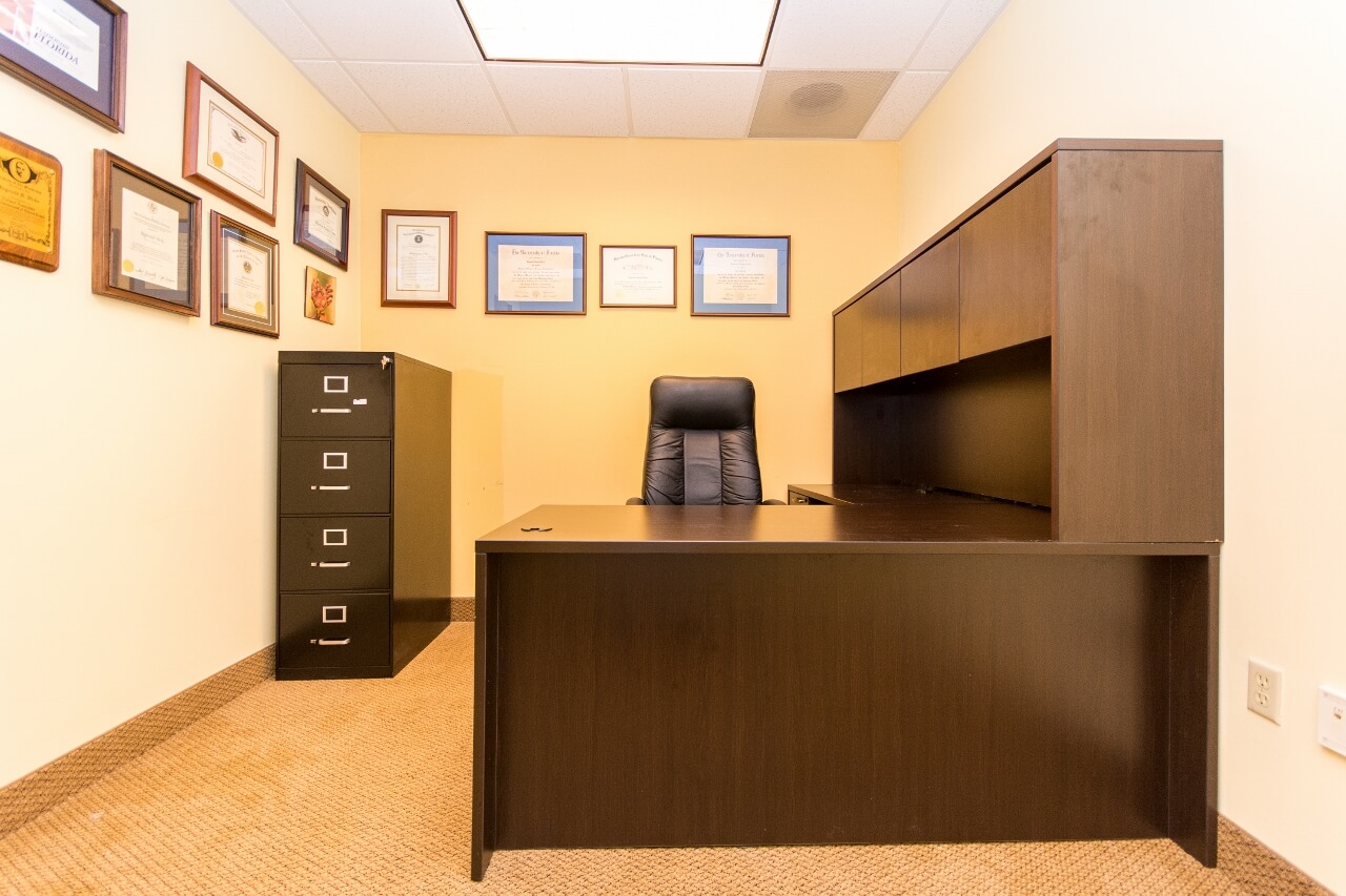 1 Person Private Office