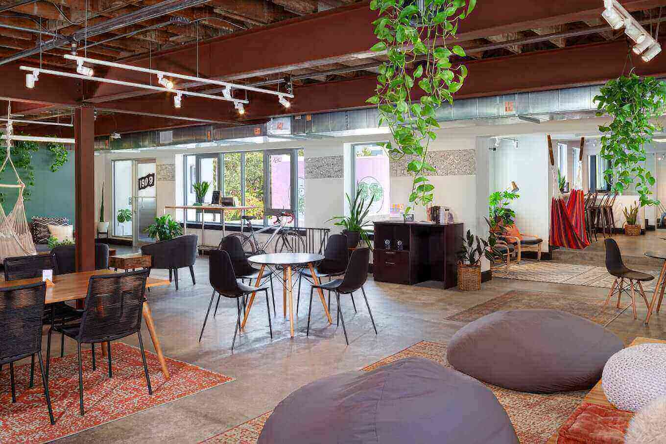 1 Person Coworking Desk