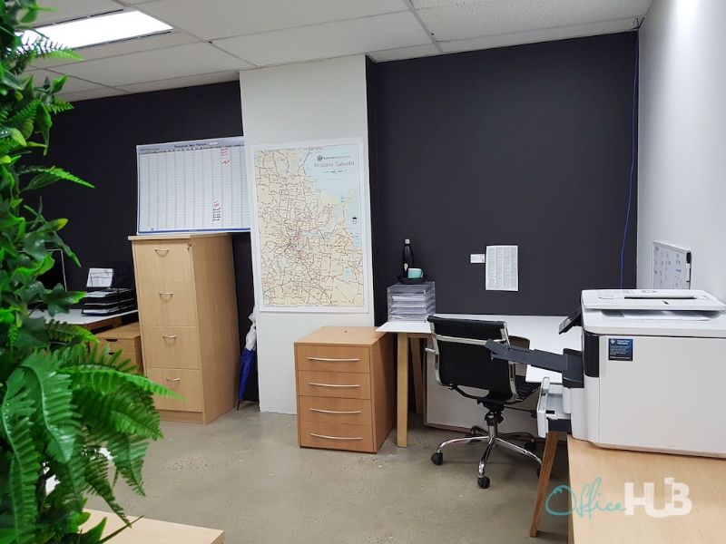 10 Person Private Office