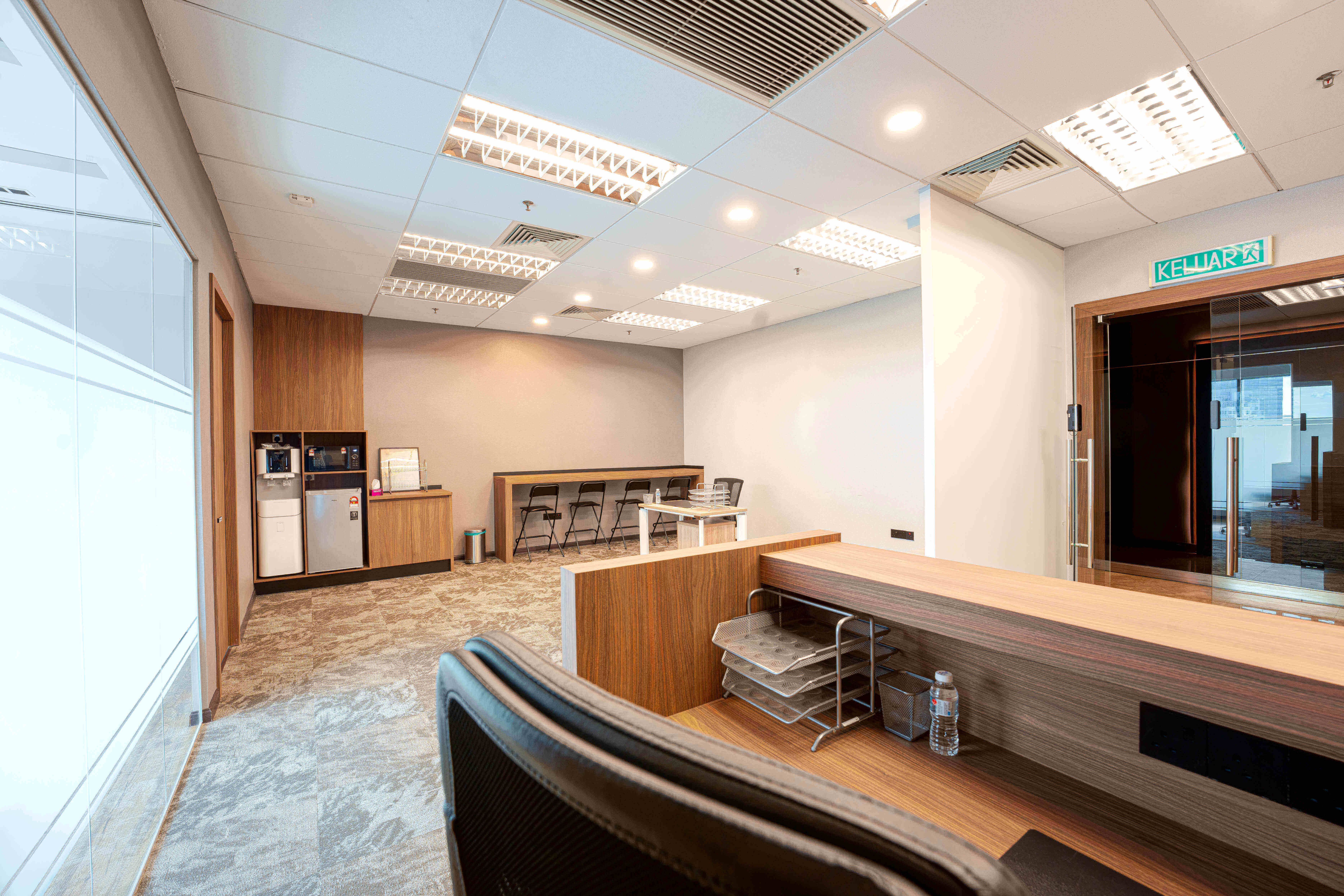 1 Person Private Office