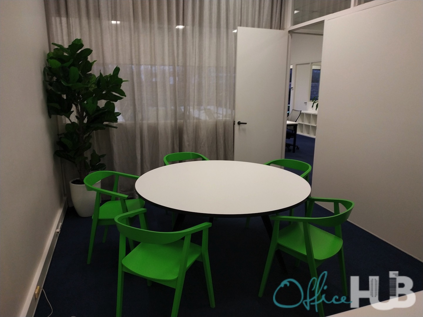 1 Person Shared Office