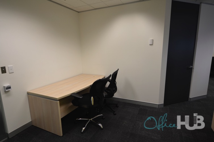1 Person Shared Office