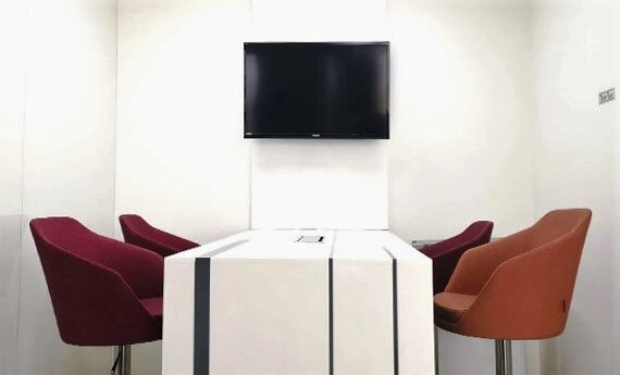 1 Person Coworking Desk