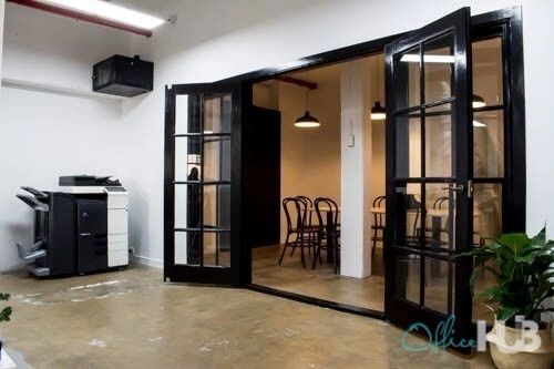 4 Person Shared Office