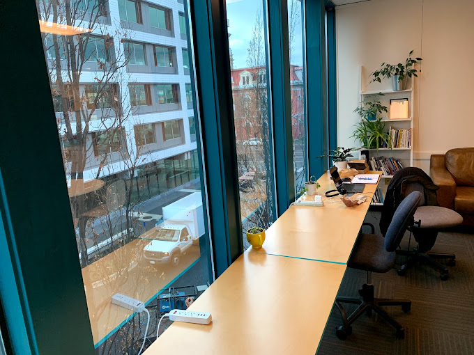 1 Person Coworking Desk