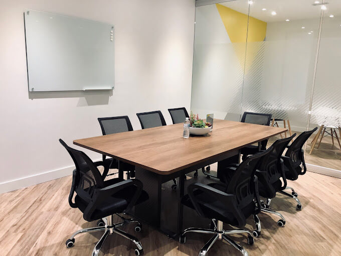 5 Person Coworking Desk