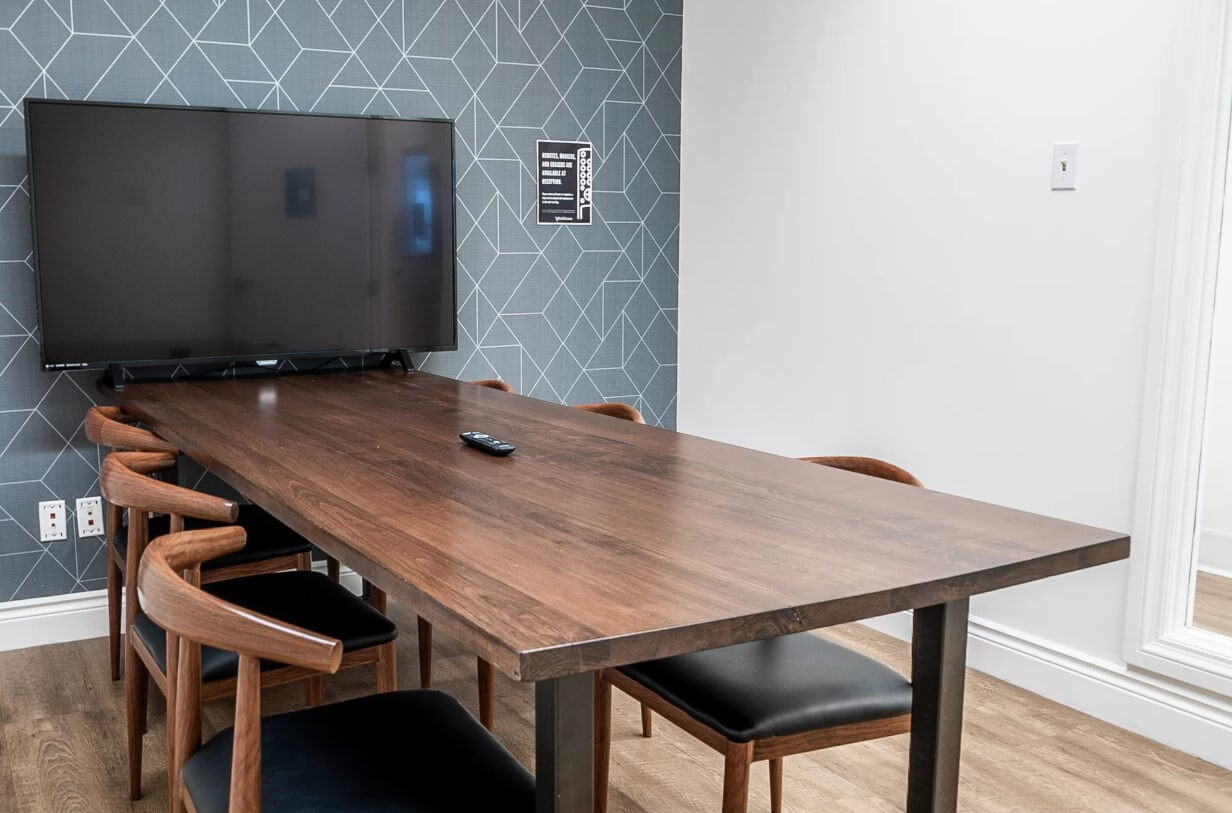 4 Person Private Office