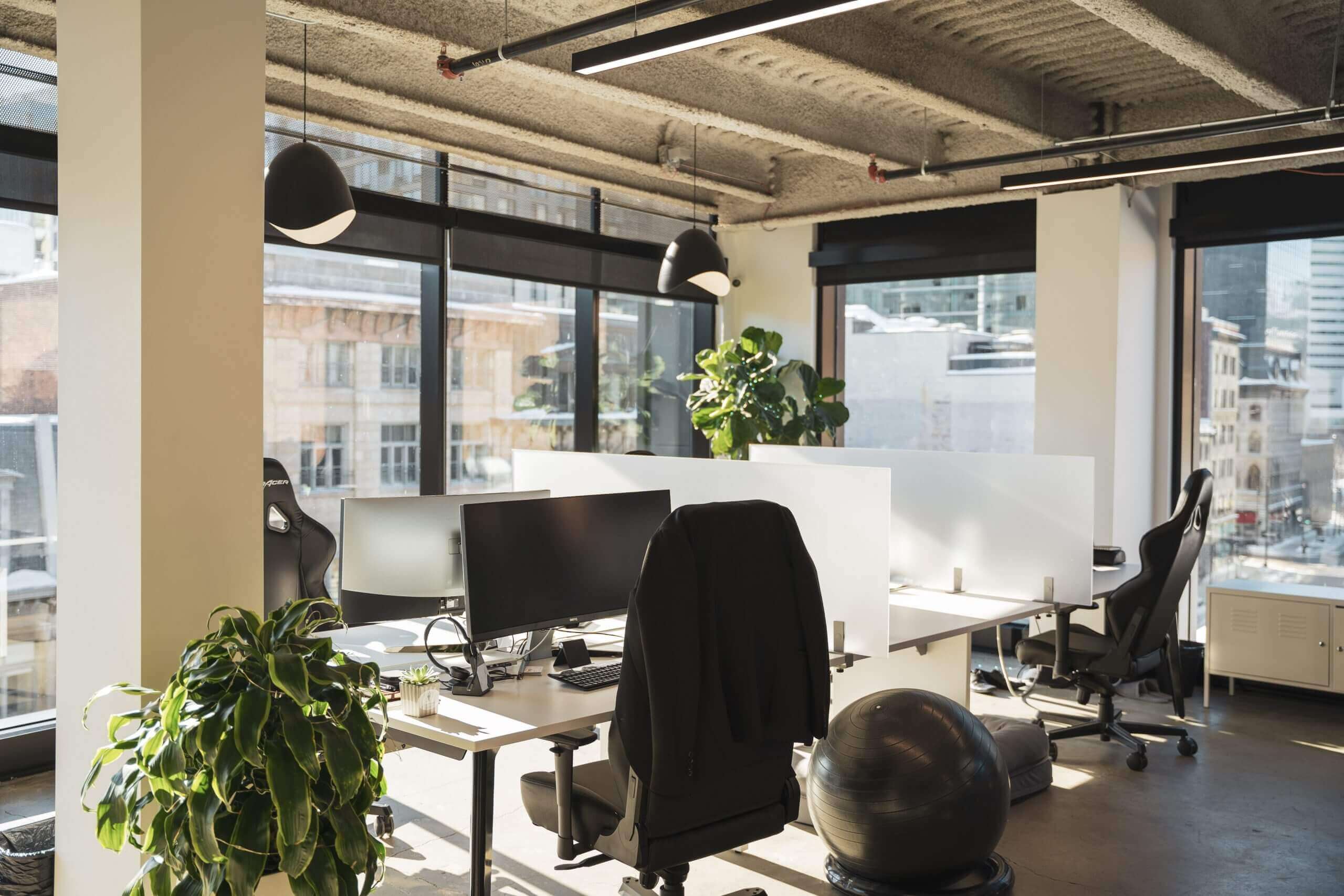 4 Person Coworking Desk