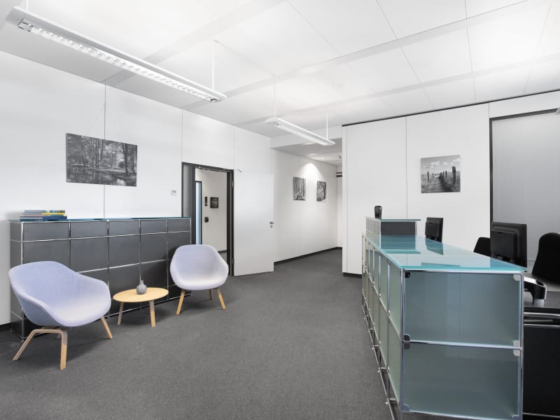 1 Person Private Office