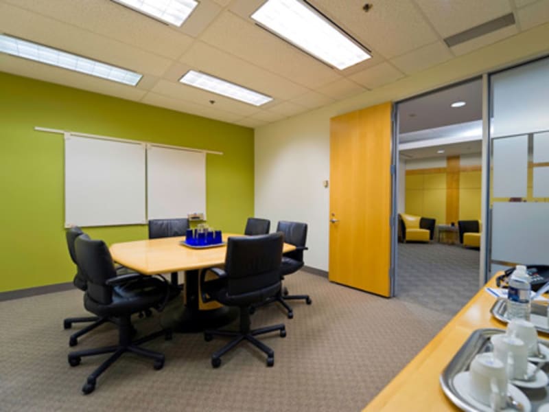 1 Person Coworking Desk