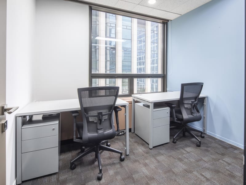 1 Person Private Office