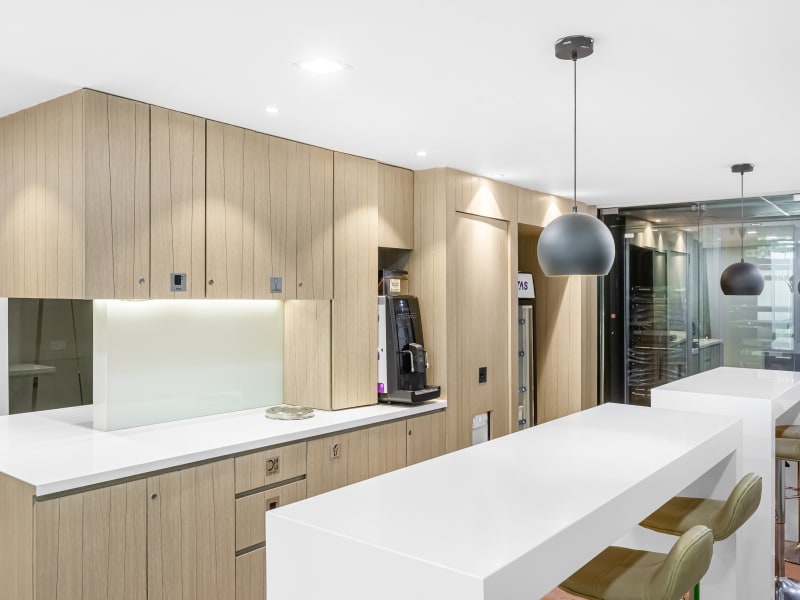 5 Person Private Office