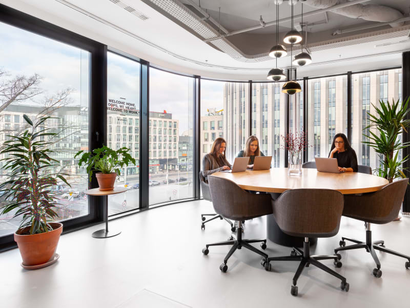 1 Person Private Office