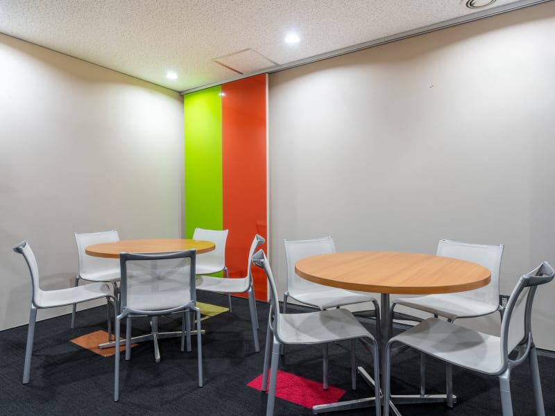 1 Person Virtual Office