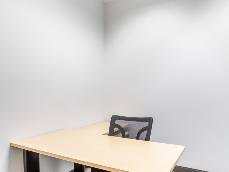 1 Person Private Office
