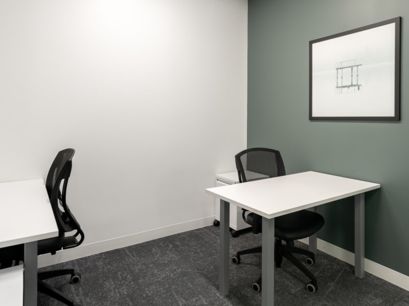 1 Person Private Office