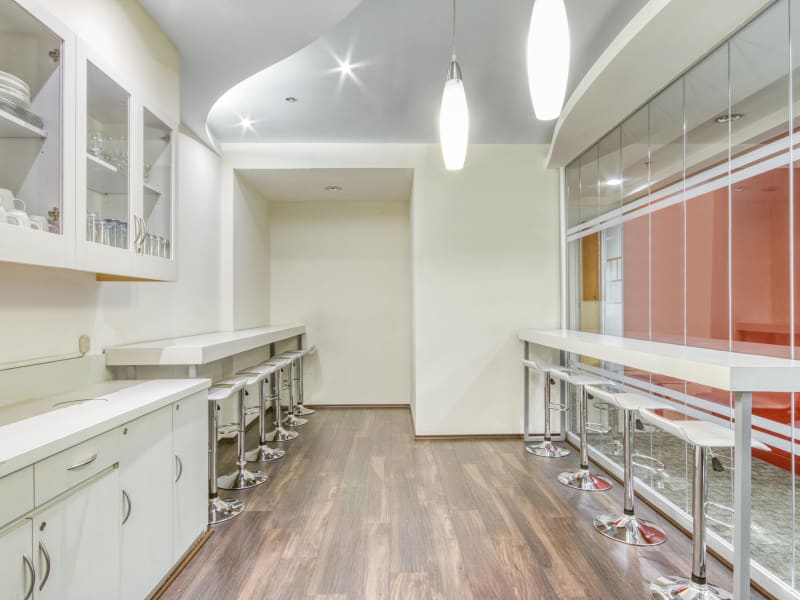 7 Person Private Office