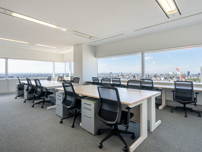 1 Person Private Office