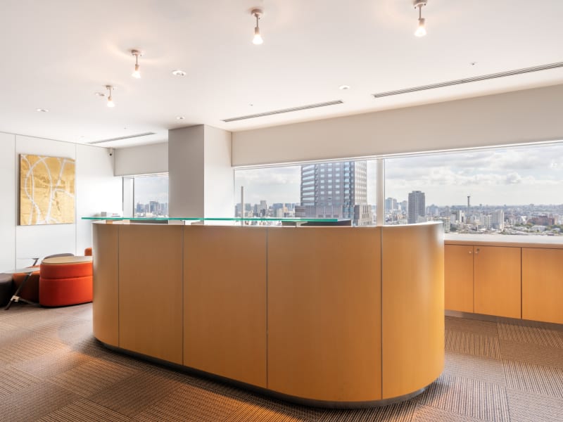 7 Person Private Office