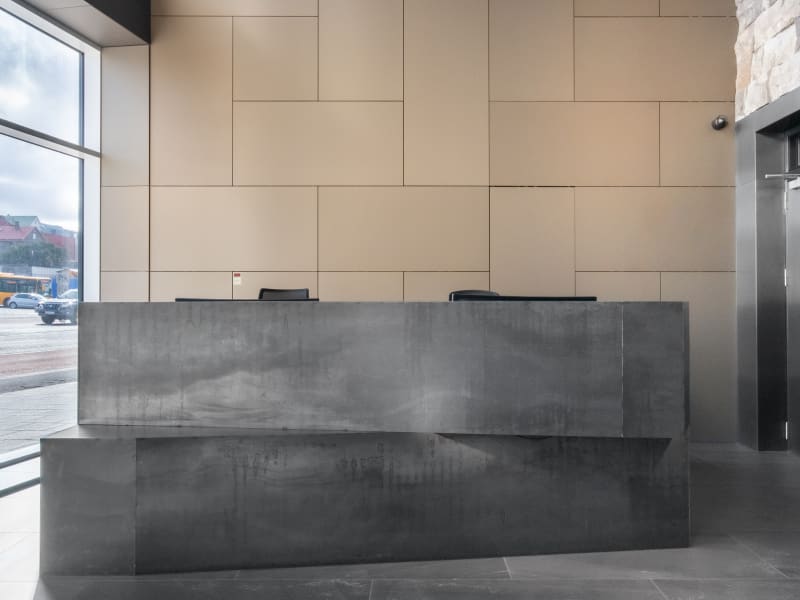 1 Person Coworking Desk