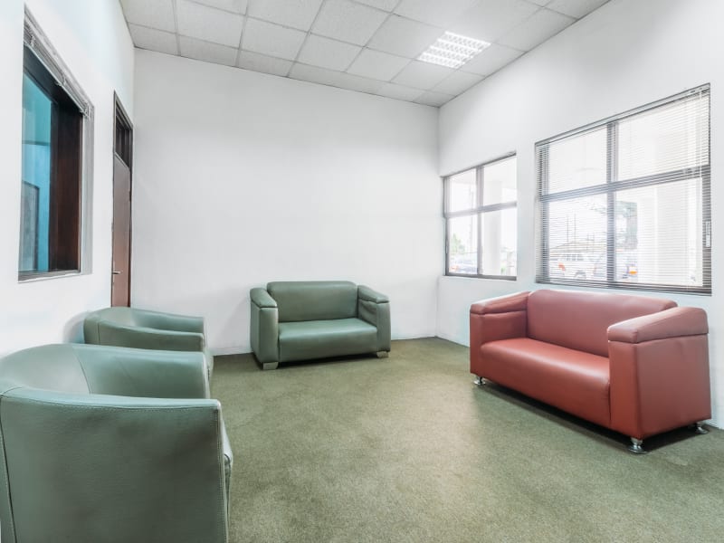 1 Person Private Office