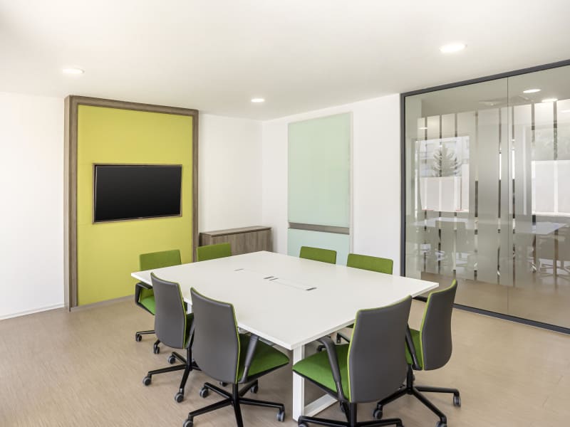 1 Person Coworking Desk