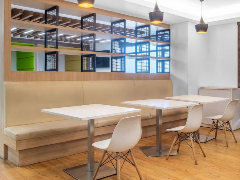 1 Person Coworking Desk