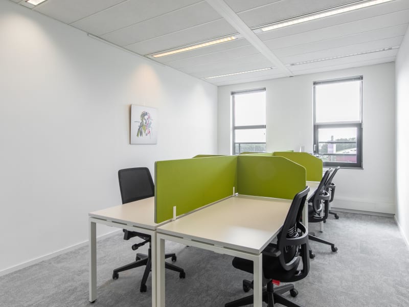 1 Person Coworking Desk