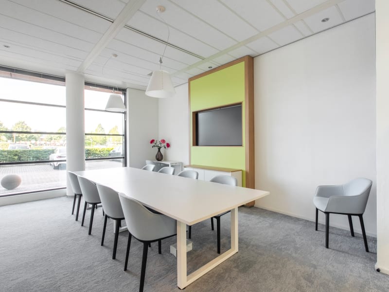 3 Person Private Office