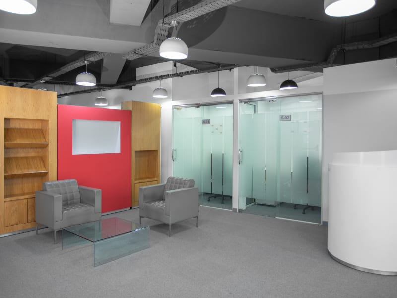 1 Person Coworking Desk