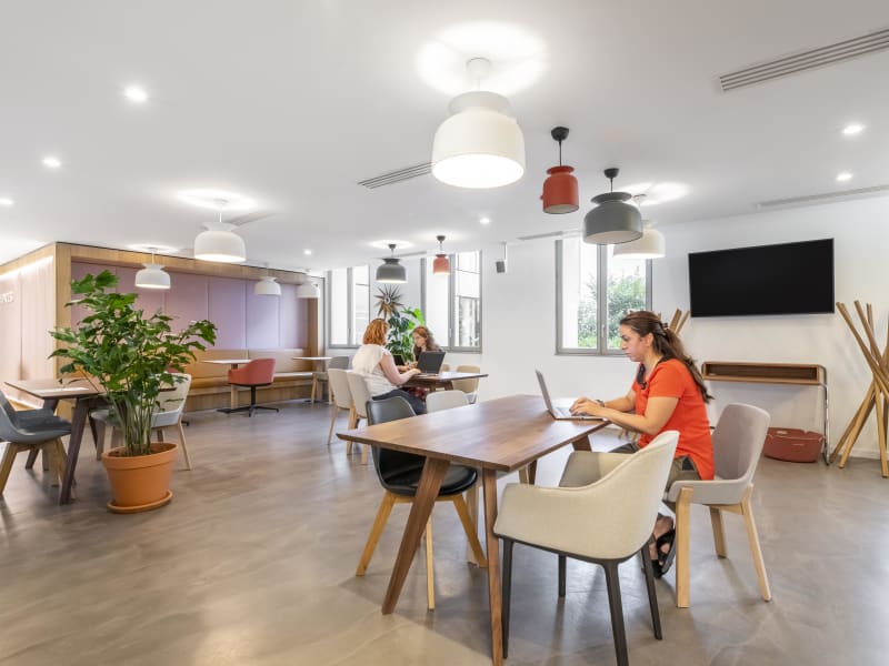 1 Person Private Office