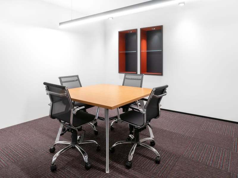 15 Person Private Office