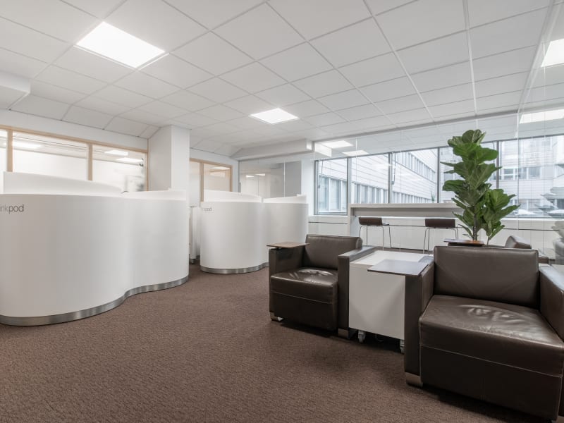 10 Person Private Office