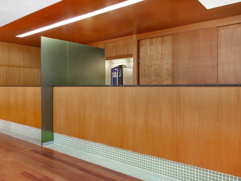 7 Person Private Office