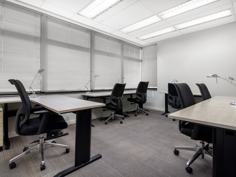 5 Person Private Office