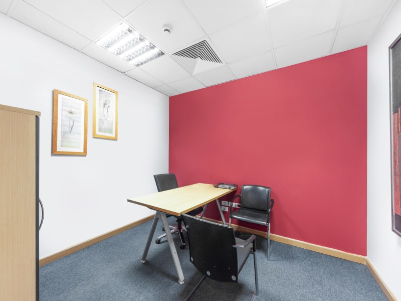 5 Person Private Office