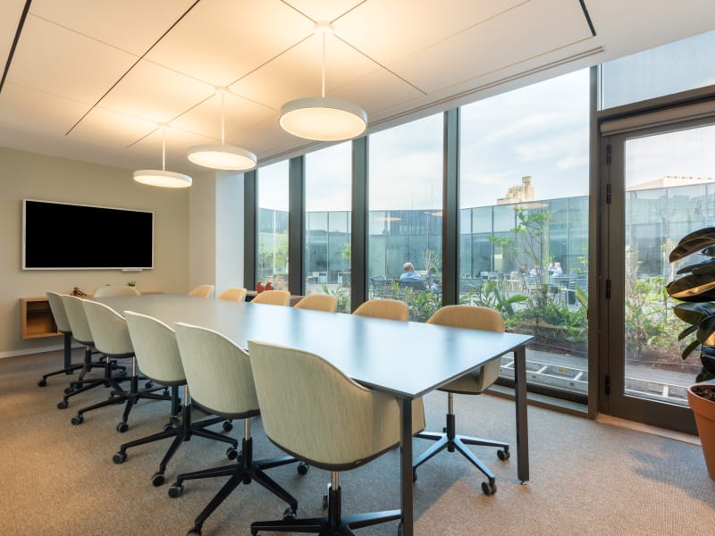 10 Person Private Office