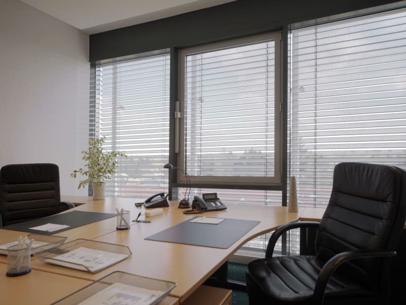 4 Person Private Office