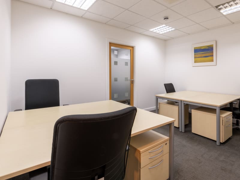 30 Person Private Office