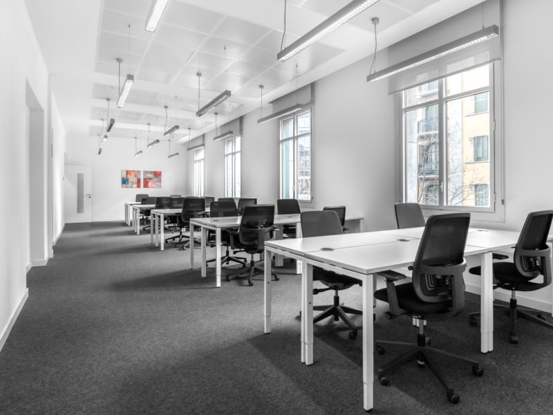 1 Person Private Office