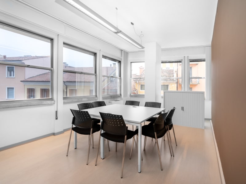 1 Person Virtual Office