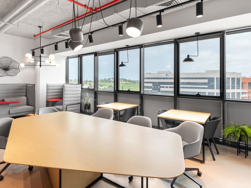 1 Person Coworking Desk