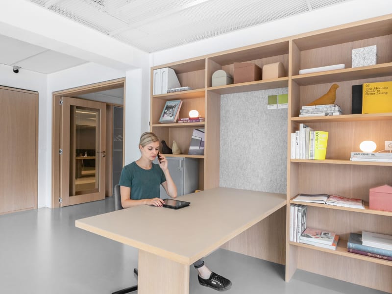 15 Person Private Office