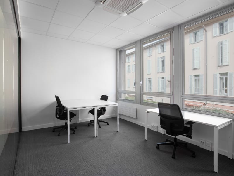 7 Person Private Office