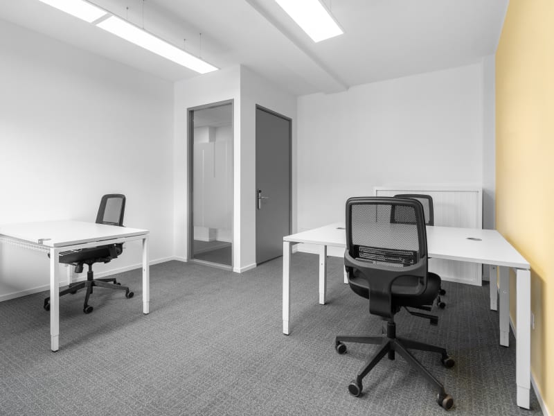 3 Person Private Office