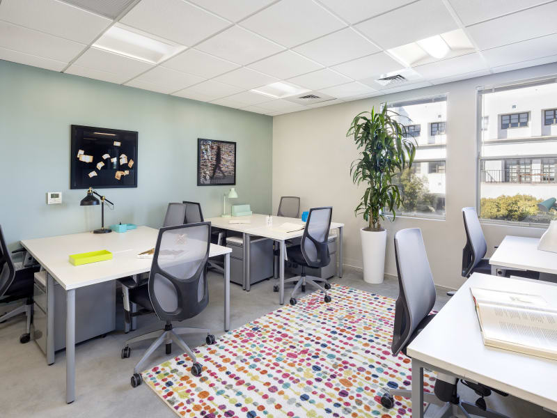 4 Person Private Office