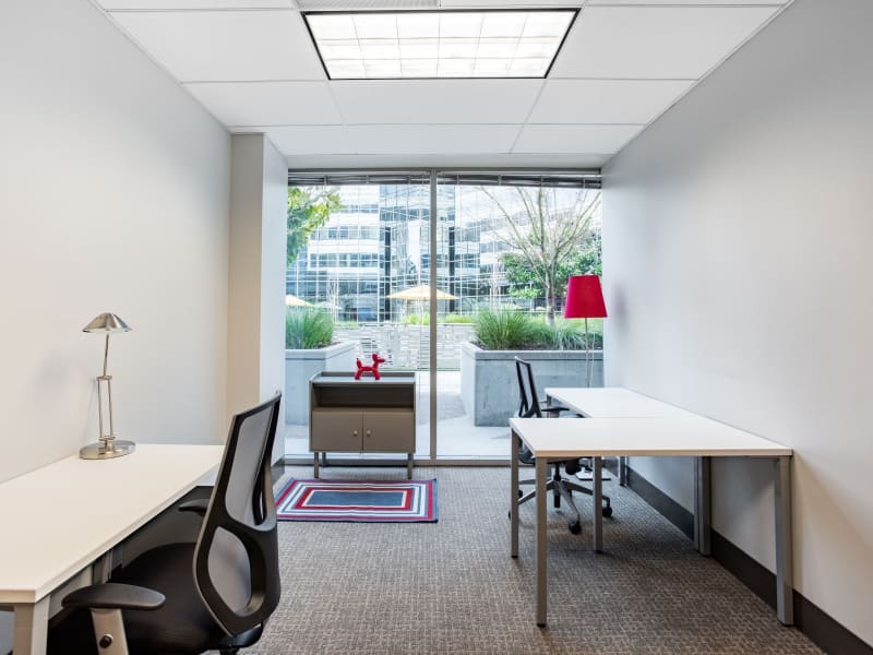 1 Person Private Office