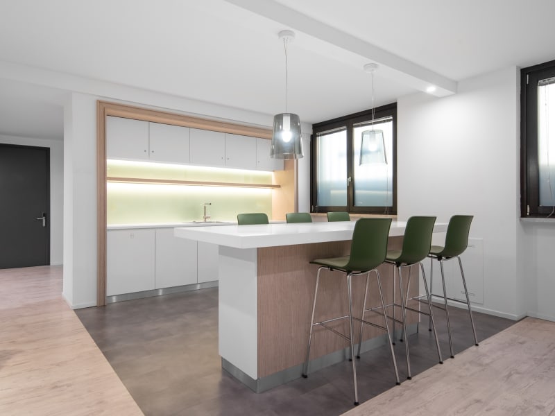 1 Person Virtual Office