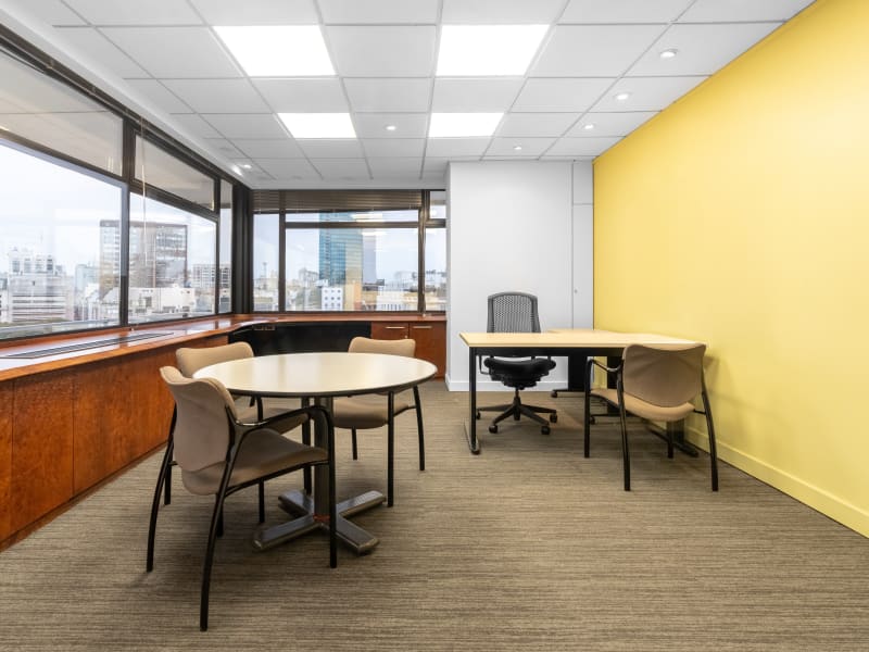 5 Person Private Office